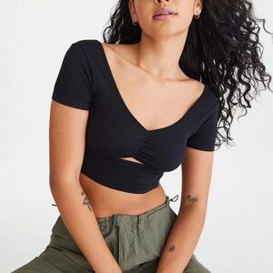 🩷 AEROPOSTALE SOFT SEAMLESS CUTOUT CROPPED SHORT SLEEVE TEE SIZE LARGE BLACK